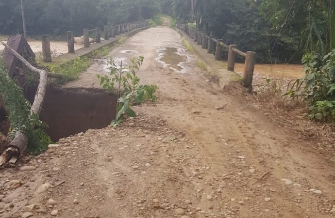 Autoridades evitaron colapso del puente La Curuché