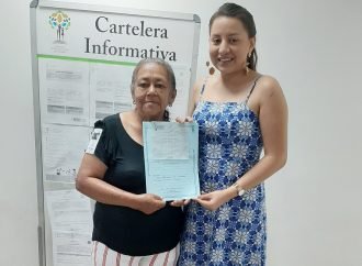 Adulta mayor recibió terreno en compensación por abandono forzoso