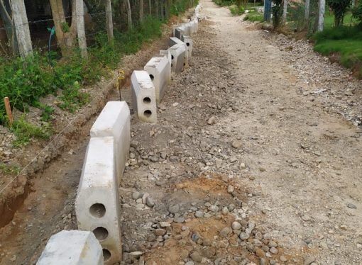 Trabajos de mejoramiento de vías terciarias en Aguazul