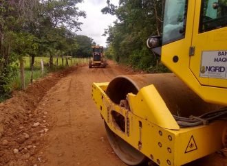 Recuperación de vías terciarias en Hato Corozal