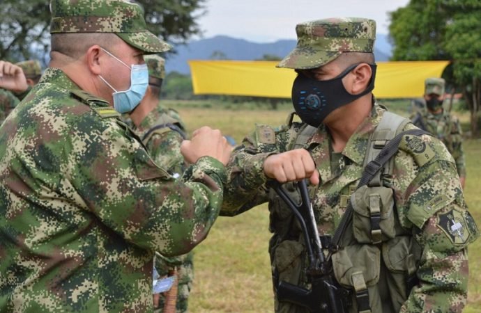 Comandante de reclutamiento del Ejército Nacional visitó la Octava División