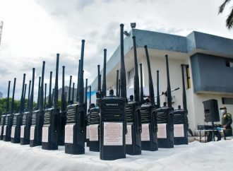 Con entrega de 90 radios portátiles a la Policía, Gobernación fortalece la seguridad en Casanare