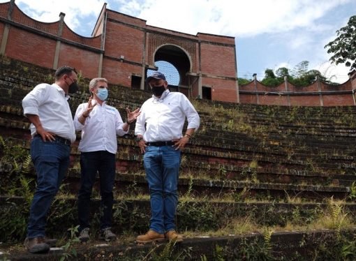 De la muerte a la vida, la antigua Plaza de Toros de Armenia se convierte en un megavivero