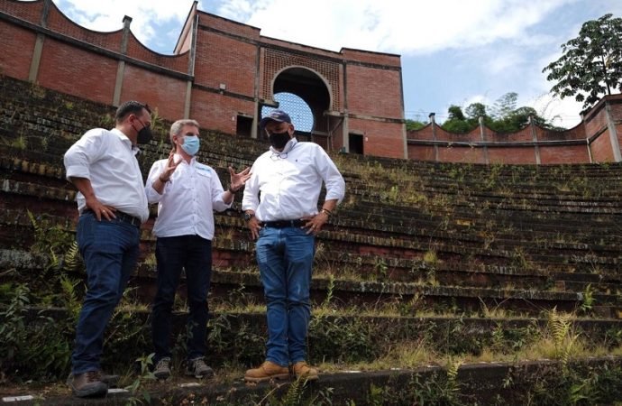 De la muerte a la vida, la antigua Plaza de Toros de Armenia se convierte en un megavivero