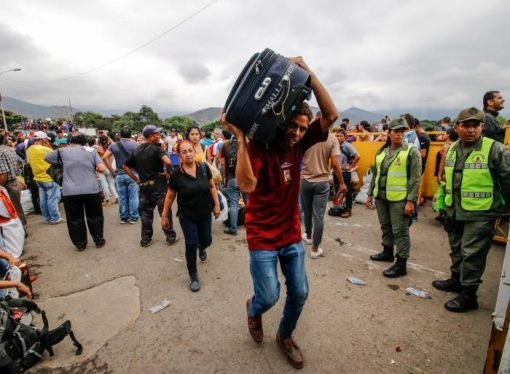 ¿Qué beneficios tienen los venezolanos con la regularización?