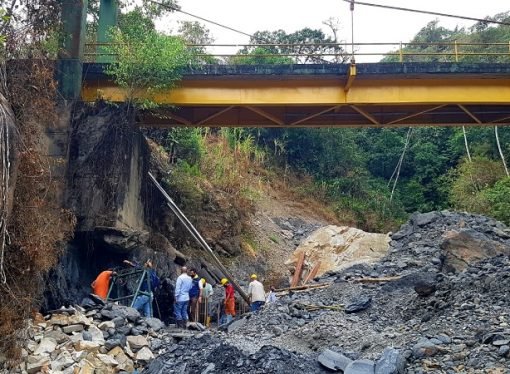 Puente en peligro de Colapso es intervenido