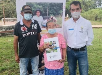 30 hectáreas de tierra fueron entregadas a viuda en Puerto Lleras