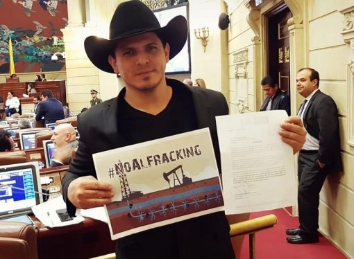 César Ortiz Zorro busca prohibir el Fracking en Colombia