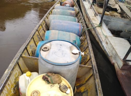 Ejército incautó más de dos mil galones de combustible