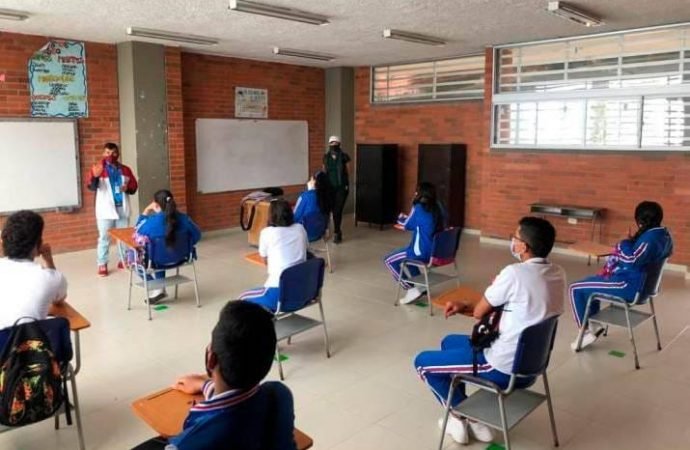 Suspendida alternancia educativa en colegios oficiales de Casanare