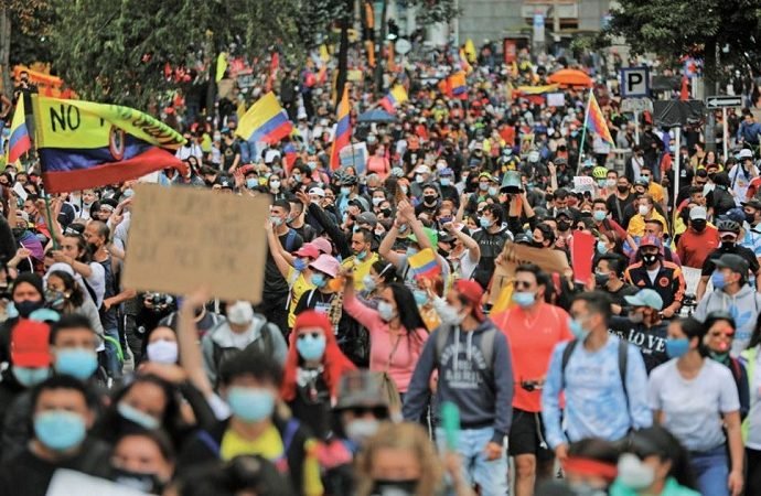 CRÓNICA DE GARDEAZÁBAL, LA NOCHE DE LA SANTA CRUZ