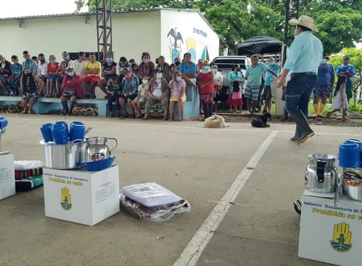 En Trinidad entregan ayuda  humanitaria a 60 familias afectadas por el invierno