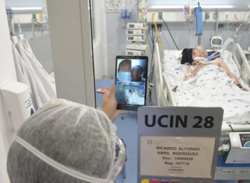 Incertidumbre sobre cuándo comenzará a descender el pico de contagios en Bogotá