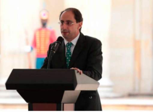 La Reforma Tributaria no tocará el Iva, ni las pensiones: Minhacienda