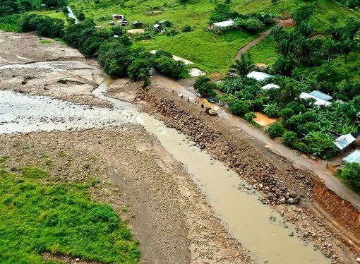 Tramo destruido por el río Tocaría en la vía principal de Nunchía, ya está en un 90% reparado
