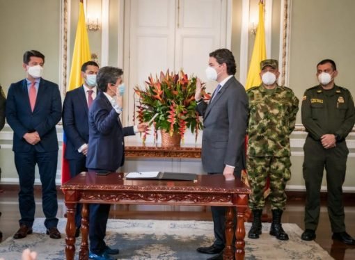 Alcaldesa posesionó a Aníbal Fernández de Soto como secretario de Seguridad