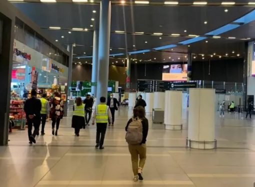 Autoridades investigan la muerte de un hombre en el Aeropuerto El Dorado