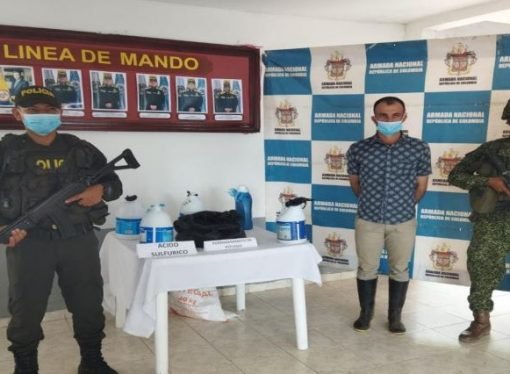 INCAUTADO ARMAMENTO E INSUMOS PARA EL PROCESAMIENTO DE ALCALOIDES