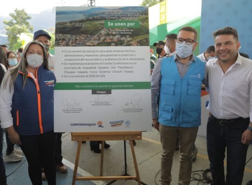 Corporinoquia y Gobernación de Cundinamarca, firmaron un convenio para implementar estufas ecoeficientes en el oriente cundinamarqués