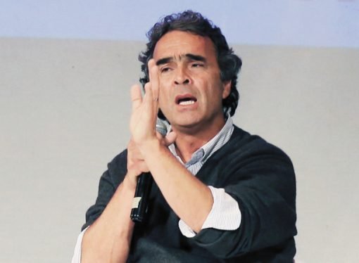 Fajardo investigado por detrimento fiscal en contrato