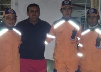 creciente súbita sorprendió a tres hombres