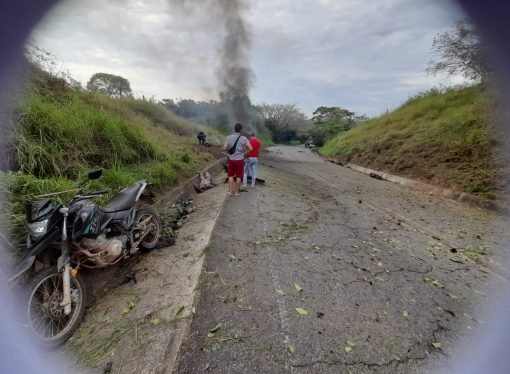 Atentado con explosivos  a patrulla del Ejercito en la salida de Hato Corozal