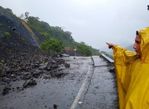 No hay riesgo por avalancha, tras deslizamiento en Pajarito