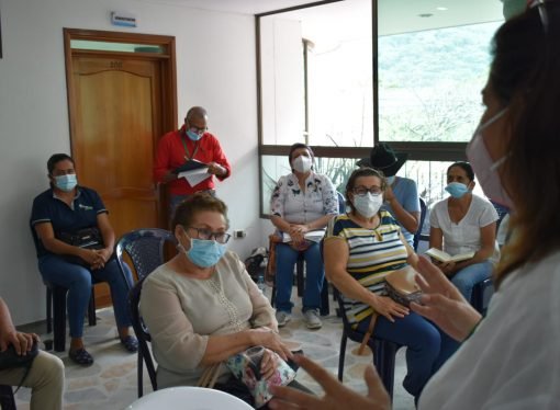Mesa de trabajo con farmacias y Asociación de Usuarios sobre entrega de medicamentos