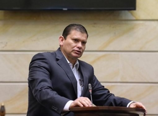 John Milton, candidato presidencial único de Colombia Justa Libres