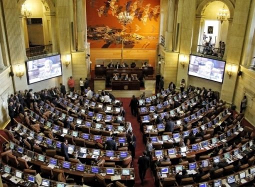 Senado aprobó proyecto que regula la desconexión laboral