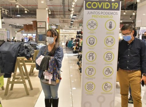 Podría haber más casos de ómicron en Colombia