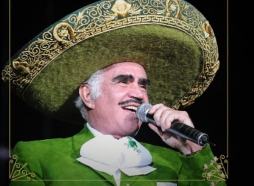 Murió Vicente Fernández, el ídolo de la música mexicana▼
