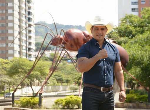 ALIRIO BARRERA ANUNCIA QUE EL LUNES SE INSCRIBIRÁ COMO CANDIDATO AL SENADO POR EL CD