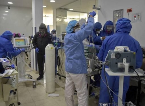 Ómicron llegó al país: confirman tres casos