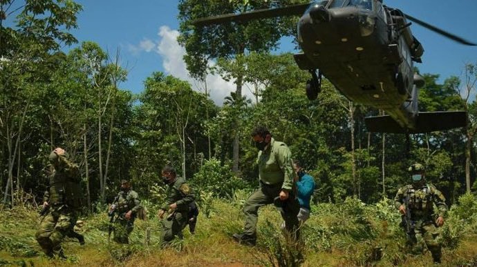 CRÓNICA DE GARDEAZÁBAL, SE PUEDE CAER SOLITO