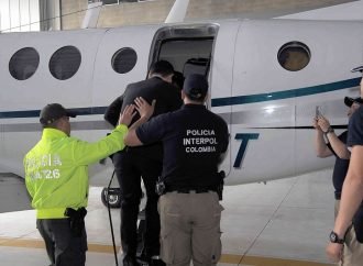 CRÓNICA DE GARDEAZÁBAL, LA EXTRADICIÓN