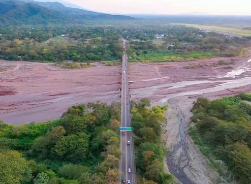 Restricciones nocturnas en el puente Guatiquía
