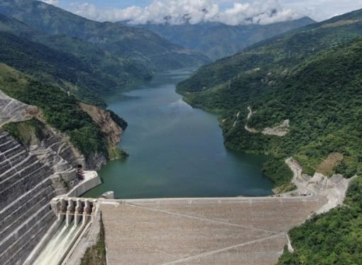 CRÓNICA DE GARDEAZÁBAL, EL EMBRUJO DE HIDROITUANGO