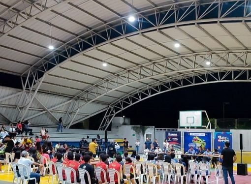 Cancha de Villa Natalia tiene nueva iluminación