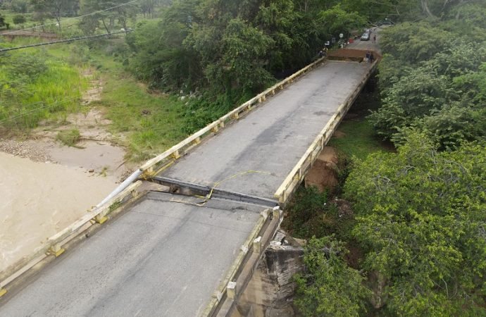 Sigue emergencia por riesgo de colapso del puente del río Ariporo