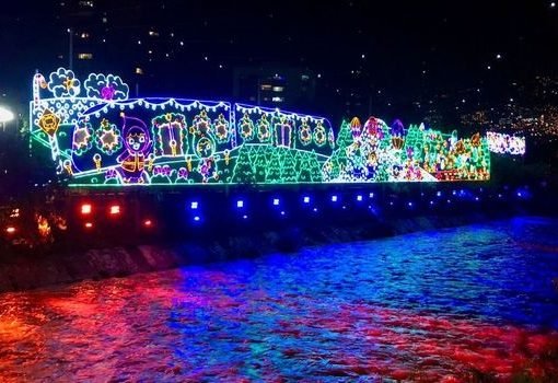 CRÓNICA DE GARDEAZÁBAL, LA LUZ DE MEDELLIN NO TITILA