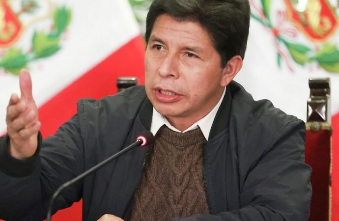 Crisis política en el Perú