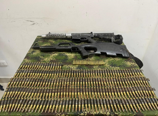 Autoridades decomisaron fuerte armamento