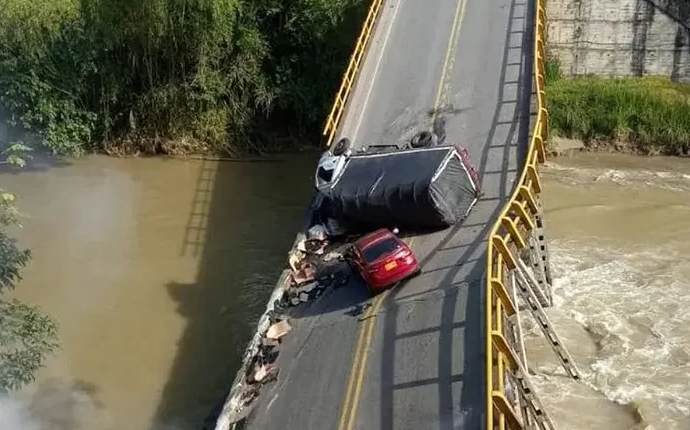 DE LA PAILA A CALARCÁ, Crónica de Gardeazábal