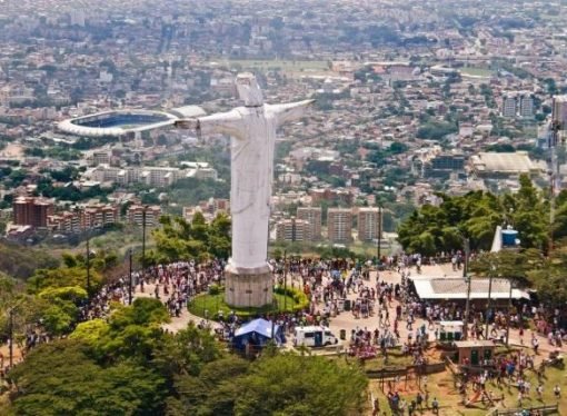LOS CALEÑOS SIN BRÚJULA, Crónica de Gardeazábal