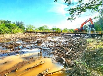 Puente en Maní a punto de colapsar