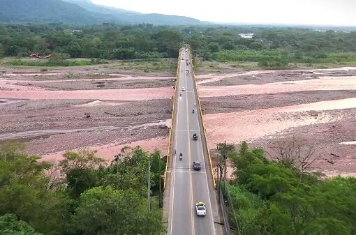 Habrá restricción vehicular en el puente Guatiquía