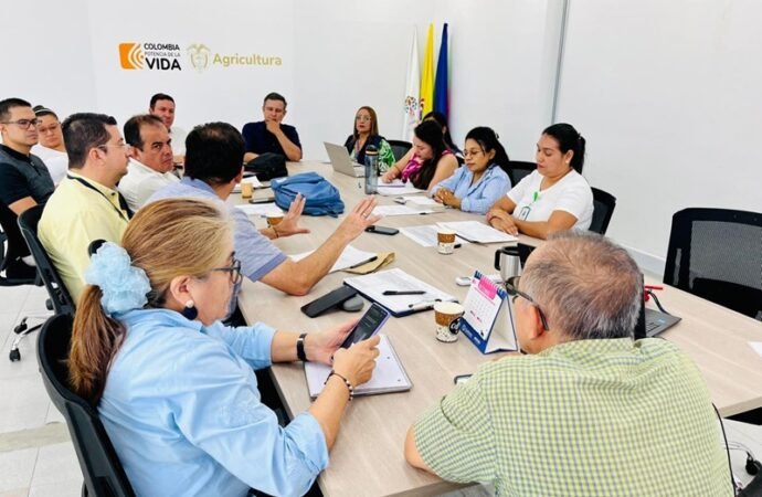 En el Meta, Defensoría y URT buscan garantizar representación judicial y cumplimiento de órdenes