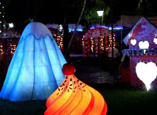 El Morro celebra el inicio de la Navidad con un alumbrado lleno de arte y tradición